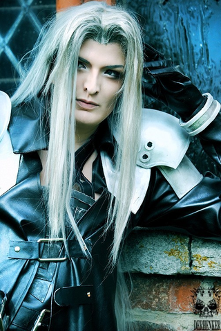 Illustration for article titled On Your Knees, I Want You To Beg for this Sephiroth Cosplay